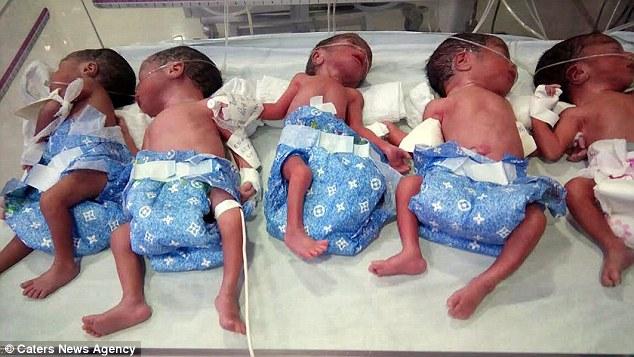 印度女子怀孕仅26周顺产五胞胎 以为只怀一胎