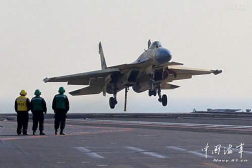 教練9擔不了艦上起降的重任