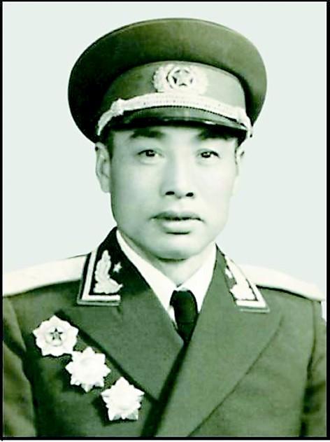 原武汉军区副司令员张秀龙同志逝世 享年102岁
