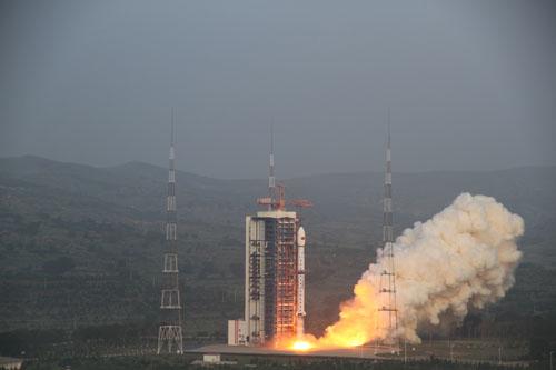 外媒称中国发射新型卫星用于海上维权 寿命长达8年