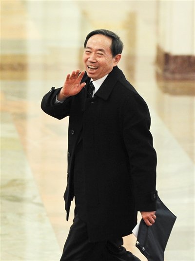 教育部长：取消高考会让有钱人占便宜 只能改革