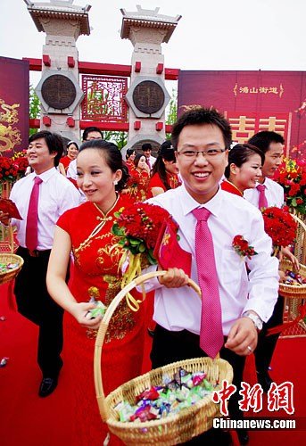 尴尬的大学生“村官”：其实不想走 其实我想留