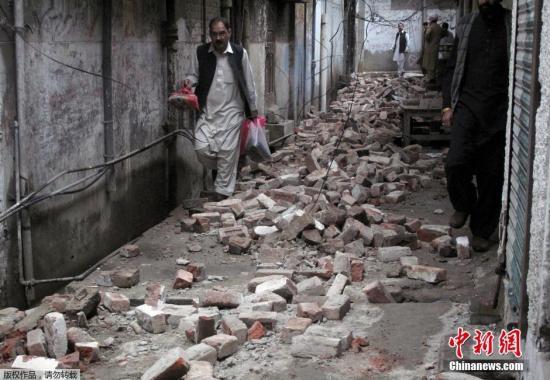 阿富汗强震至少282人亡 造成损失或达数百万美元