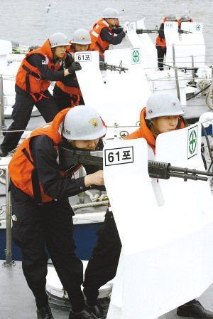 中国渔民讲越界经历:韩海警边追边开枪难脱身