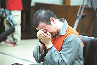 儿子现在是4-1=3岁女儿现在是3 2=5岁父母年龄之和=73-3-5=65岁所以