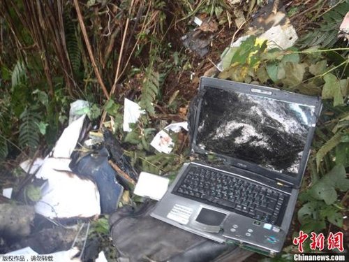 在印尼失事俄客机黑匣子破损 记忆模块完好