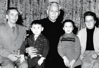 刘少奇俄罗斯长孙:红三代的身份让我有负担