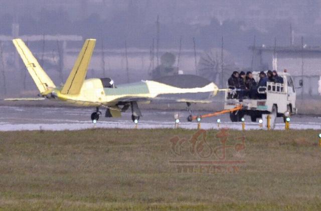 �й�5����װ����ֵ��100��Ԫ�������˻�