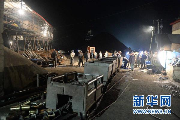 黑龙江鸡西煤矿透水事故仍有23人被困井下(图)