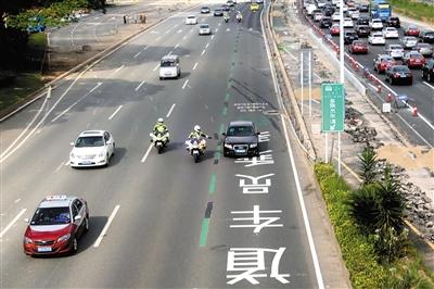 深圳出台治堵新招：车内超两人可走专用道