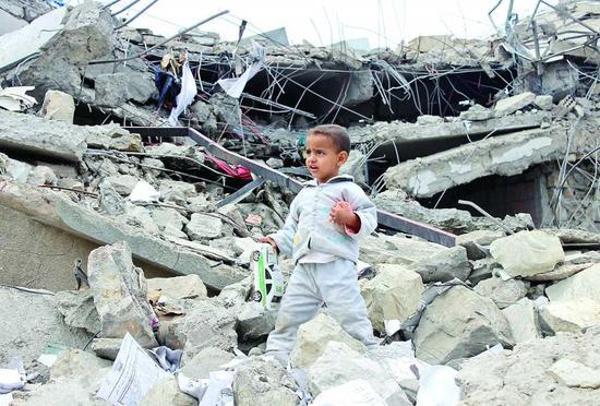沙特等国联军空袭也门一学校 10名学生死亡28伤