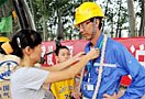 Los trabajadores nacionales de modelo, Jun, Beijing-Shanghai de alta velocidad ferroviaria del sitio