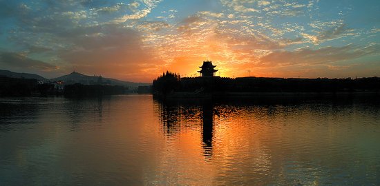 华夏城池歌 襄阳好风日