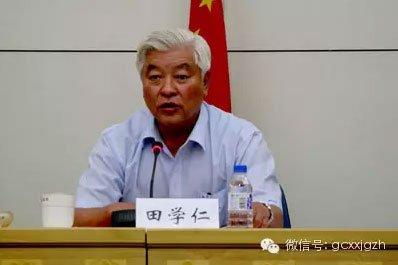 这些官员“退而不休” 落马前还在插手干政