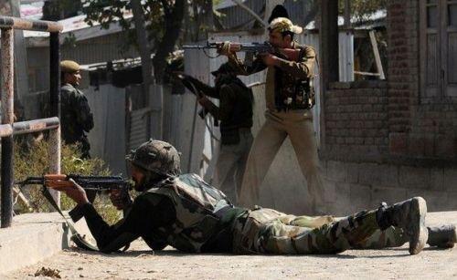 印度与巴基斯坦边境交火加剧致多人伤亡
