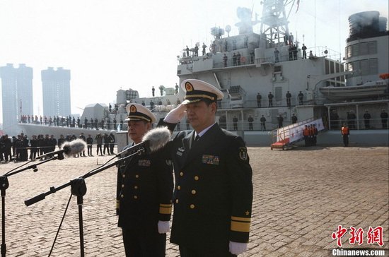 北海舰队首次护航亚丁湾 “青岛”舰担任指挥