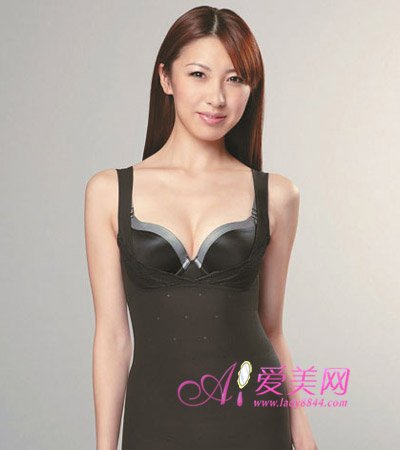 乳房胀痛原因多 3招健康自检 预防乳房疾病_新