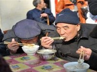 ��703�ڣ�����Ժ���ů�Ľ���