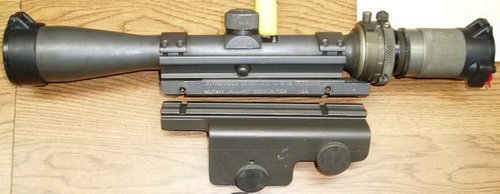 M21�ѻ�ǹ��ȫƾ����ѹ��SVD