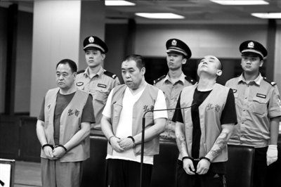 北京一村官诈骗1.89亿拆迁款获刑15年(图)