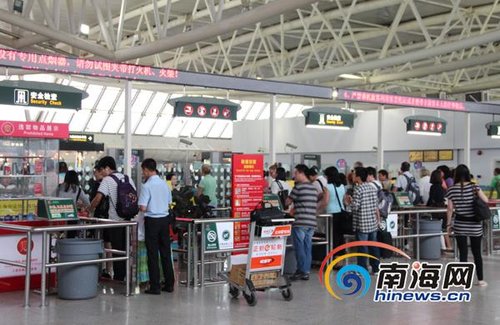 三亚交通逐步恢复正常 开往海口动车恢复运行