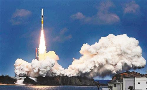 日本发射情报收集卫星 用于监视朝鲜导弹发射