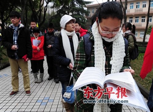 千分考面试启动 复旦拒绝考试机器