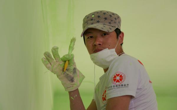 退役士兵跑马拉松猝死：原因不明 救援存争议