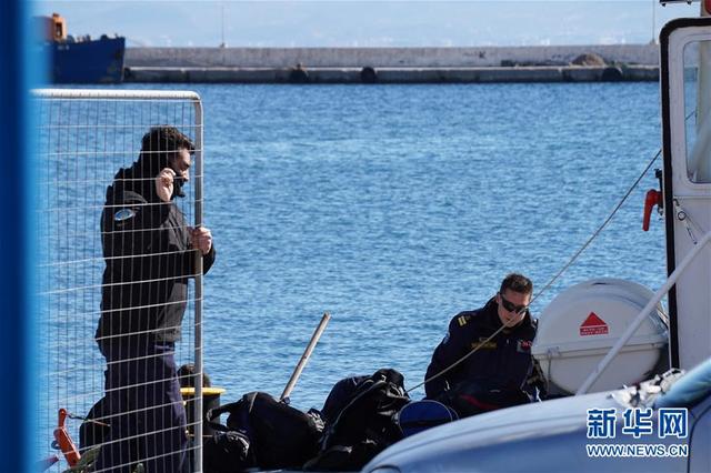希腊海域两艘难民船倾覆41人丧生