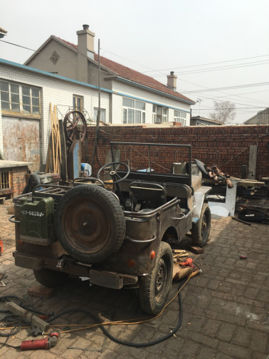 �ֹ�����������װ�ף��������������һλ60���ү֮�֣�