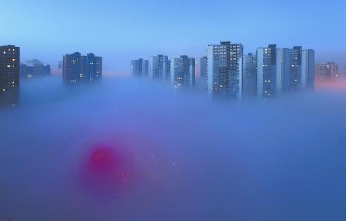网上流传的北京“大雾美图”。