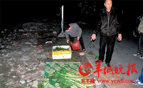 现场群众回忆事发经过