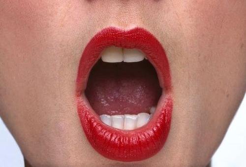舌头透露身体状况 隐性疾病不容忽视