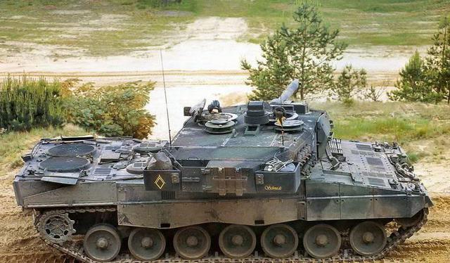 北约也办坦克大赛 德国豹2曾长期压制美军M1