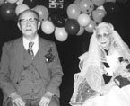 伉俪情深 晚年婚纱照
