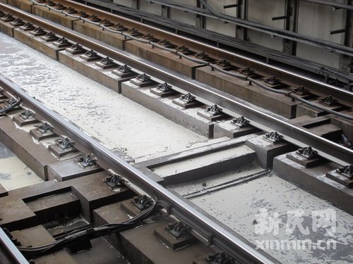 金沙江路站轨道冒烟 3号线一度单线双向运营