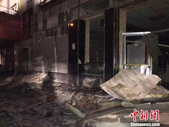 兰州电石车爆炸致多人受伤 周边居民楼玻璃被震碎