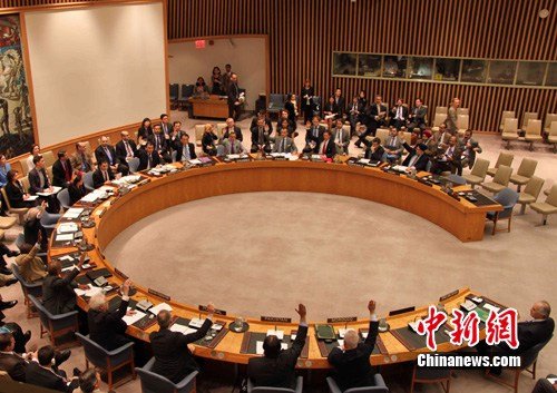 安理会决定向叙利亚派遣军事观察员先遣队