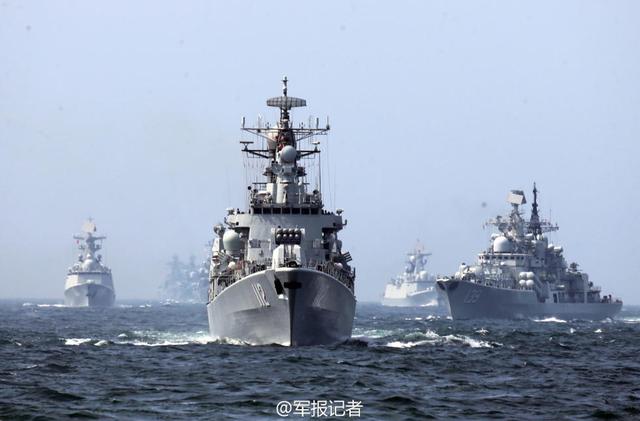 组图:中俄军演今日进行实弹射击