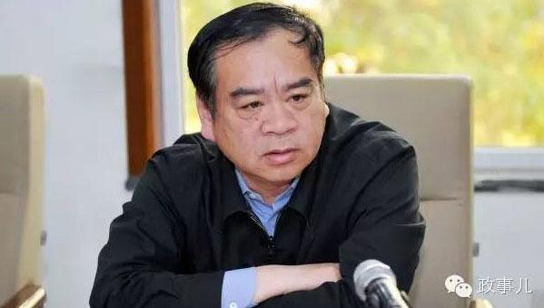 “一把手”头上悬着哪“两把剑”?