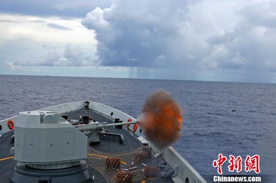 �й������ڶ�ʮ����������ӷ���;�п�չ��������