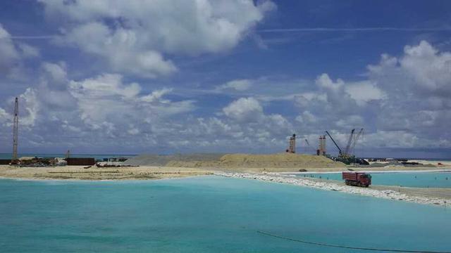 ���Q�Ї�Ѹ�ٰѽ�ʯ����˹��u ���Ϻ�׷����Ŀ