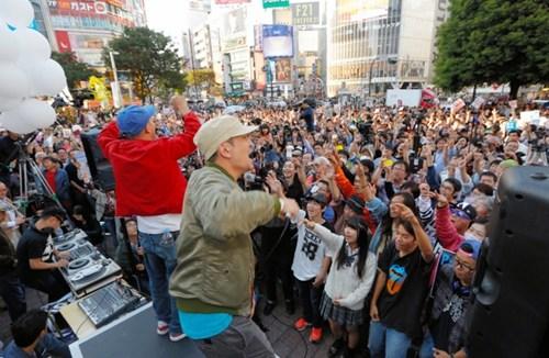 民众抗议。