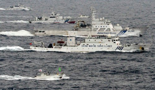 专家称中美面临被他国拉入战争泥潭的风险_新