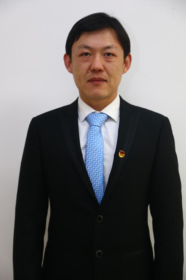 85��Ů�����Ϻ�����ί��ְ����� ����ѧӢ��