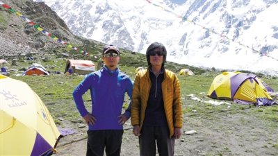 Cling to Zhang Jingchuan of gun case survival responds to doubt: Department general holidays mountaineers at one's own expenses