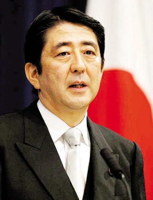 日本前首相称中国不敢动用武力“攻占”钓鱼岛