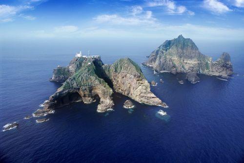 韩国10名议员于日本战败日登上日韩争议岛屿