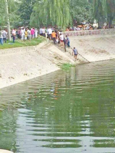 ѰӢۣڻһŮˮӾ˺Ȼ뿪