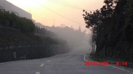 浙江水尾村工厂污染达7年 网友盼环保部门调查